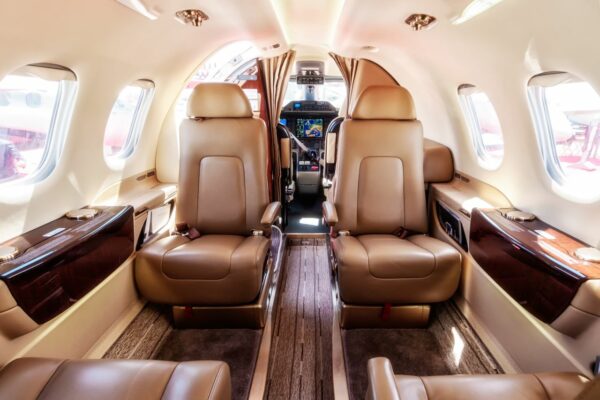 Travelling-in-style-with-private-jet